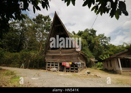 Une maison traditionnelle à Batak Toba Lake, North Sumatra, Indonésie. Banque D'Images