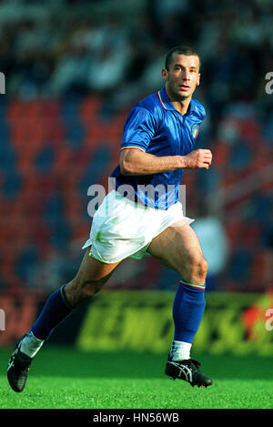 GIANLUCA VIALLI ITALIE & SAMPDORIA FC 18 Juin 1991 Banque D'Images