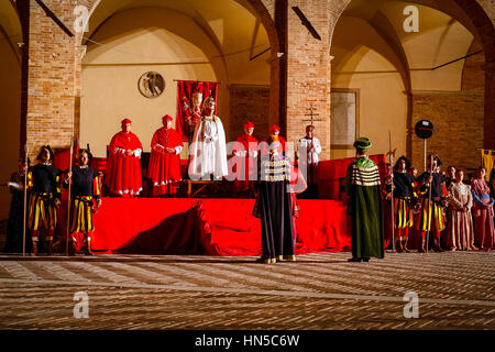 Italie Marches Urbino Festa del Duca commémoration du couronnement du duc d'Urbino Banque D'Images