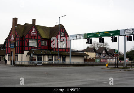 L'ancien pub Wheatsheaf et A45, chemin Coventry, Sheldon, Birmingham, Royaume-Uni Banque D'Images