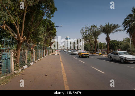 Rue du Nil et de Burj Al Fateh, Khartoum, Soudan Banque D'Images