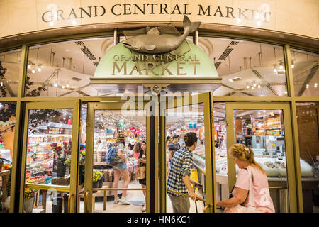 New York, USA - 19 juin 2016 : Entrée de Grand Marché Central de la ville de New York avec signe et symbole du poisson Banque D'Images