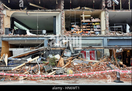 Christchurch, Nouvelle-Zélande - Février 23, 2011 : le chemin Merivale est secoué par la dernière et la plus terrible tremblement de cette semaine. Décès de plus de 75 ha Banque D'Images