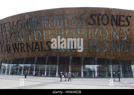 La baie de Cardiff, Pays de Galles. Feb 9, 2017. Il y a maintenant 15 ans depuis le début de la construction du Millenium Centre de Cardiff Bay. ©AimeeHerd Offres Banque D'Images