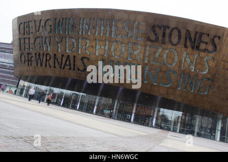 La baie de Cardiff, Pays de Galles. Feb 9, 2017. Il y a maintenant 15 ans depuis le début de la construction du Millenium Centre de Cardiff Bay. ©AimeeHerd Offres Banque D'Images