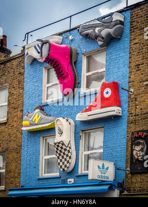 Converse trainer Camden High Street Camden Town NW1 London UK Photo Stock Alamy