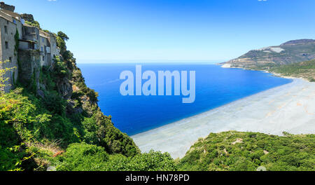 Vue de la plage de Nonza à la recherche vers l'Albo, , Cap Corse, Corse, France Banque D'Images