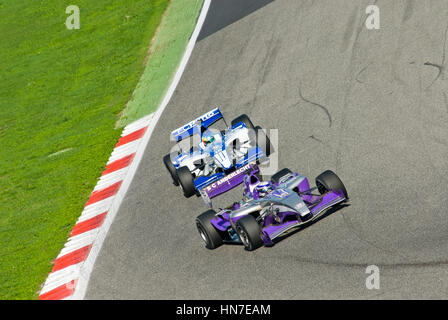 CIRCUIT DE VALLELUNGA, ROME, ITALIE, le 2 novembre 2008. Superleague Formula, les voitures sur la voie lors de la race 1 Banque D'Images