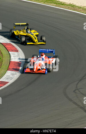 CIRCUIT DE VALLELUNGA, ROME, ITALIE, le 2 novembre 2008. Superleague Formula, les voitures sur la voie lors de la race 1 Banque D'Images