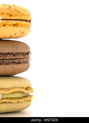 Trois macarons de prises avec un fond blanc Banque D'Images