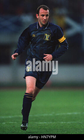 GARY MCALLISTER ECOSSE & Leeds United FC 21 Avril 1994 Banque D'Images