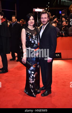 Berlin, Allemagne. 09Th Feb 2017. Jasmin Tabatabai und Andreas Pietschmann/ouverture du Festival Django/Tapis Rouge/Arrivées/Berlinale 2017 /à Berlin, 09.02.2017 | Conditions de crédit dans le monde entier : dpa/Alamy Live News Banque D'Images