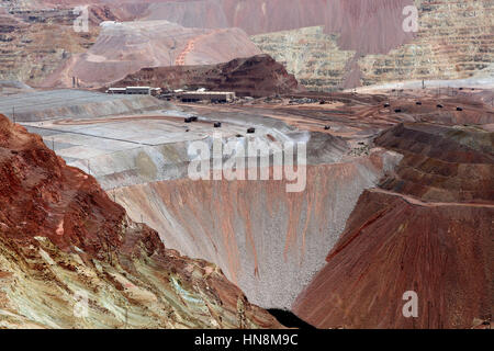 Mine à ciel ouvert, Morenci, Arizona Morenci est le plus grand producteur de cuivre en Amérique du Nord Banque D'Images