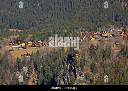 Wengen, un village alpin suisse dans l'Oberland bernois. Il surplombe la vallée de Lauterbrunnen, Suisse. Banque D'Images