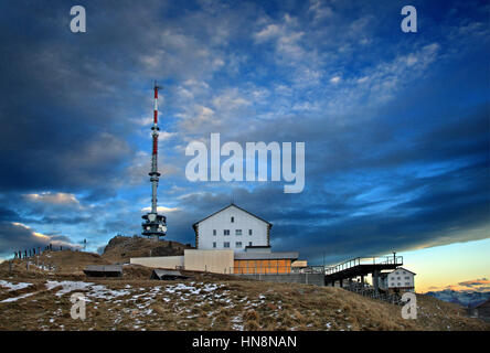 L'antenne de communication au sommet du Mont Rigi, Suisse Banque D'Images