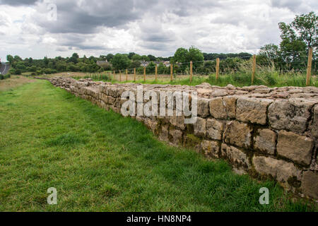 L'Angleterre, dans le Yorkshire, Newcastle - Mur d'Hadrien, également connu sous le nom de l'enceinte romaine, était une fortification défensive dans la province romaine de Britannia construit u Banque D'Images