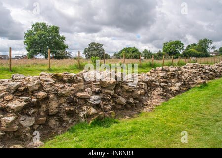 L'Angleterre, dans le Yorkshire, Newcastle - Mur d'Hadrien, également connu sous le nom de l'enceinte romaine, était une fortification défensive dans la province romaine de Britannia construit u Banque D'Images