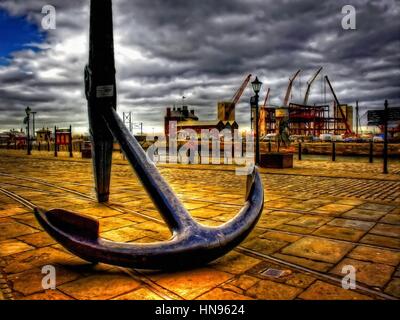 Une peinture d'un construit numériquement grande ancre dans Albert Dock Liverpool UK Banque D'Images