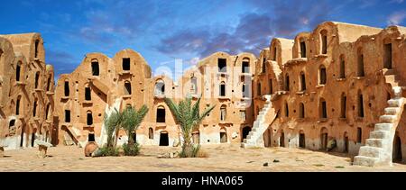 Ksar ouled soltane, grenier fortifié près de Tataouine, Tunisie Banque D'Images