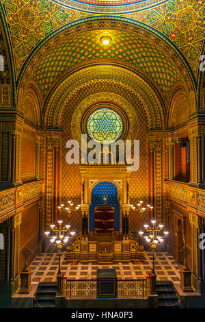 Bima, autel, synagogue Espagnole, de l'intérieur tourné, Josefov, le Quartier Juif, Prague, la Bohême, République Tchèque Banque D'Images