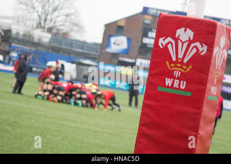 Cardiff, Pays de Galles. 10 fév, 2017. Wale's équipe féminine de rugby de Cardiff sur la pratique du domaine bleu à Cardiff. ©AimeeHerd Offres Banque D'Images