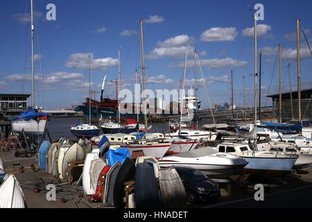 Yacht club de Greenwich et environs, y compris l'industrie de la rivière Thames. Banque D'Images