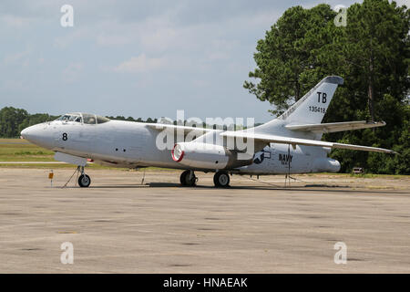 Douglas A-3 Skywarrior - conçu comme un bombardier stratégique pour la Marine américaine, parmi les plus anciens porte-avions en histoire Banque D'Images