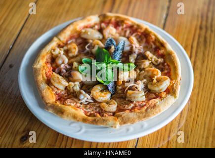 Pizza fruits de mer Banque D'Images