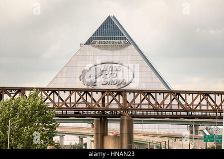 Bass Pro Shops pyramide dans Memphis TN Banque D'Images