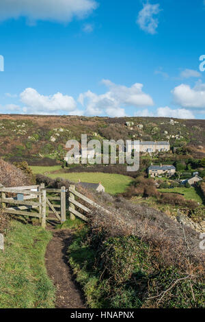 Le pittoresque et charmant village côtier de Porthgwarra à Cornwall. Banque D'Images
