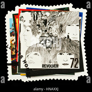 Royaume-uni - circa 2007 : un timbre-poste utilisé britannique montrant les Beatles Pop Group et la couverture de l'Album Revolver Banque D'Images