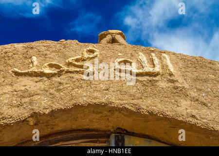 Photo est prise à Harran, Sanliurfa en Turquie. C'est la photo de la maison typique de Harran. Maisons est faite de mudbrick. De petites fenêtres et portes peuvent être s Banque D'Images