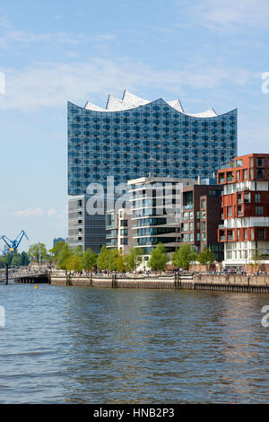 Hambourg, Allemagne - le 19 mai 2016 : l'Elbphilharmonie, une salle de concert dans le quartier de HafenCity. Banque D'Images