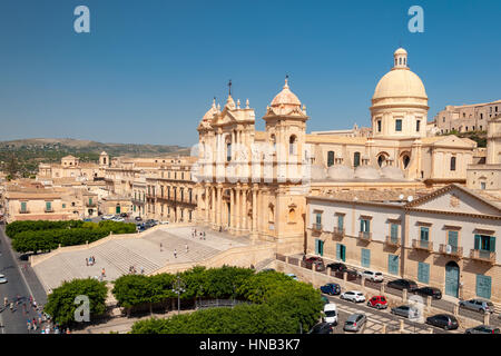 NOTO, ITALIE - 14 septembre 2015 : la cathédrale de Noto est une cathédrale catholique romaine dans la région de Noto en Sicile, Italie. UNESCO World Heritage Site. Banque D'Images