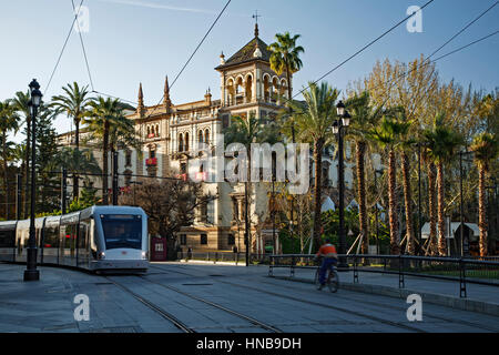 Et de tramway Hôtel Alfonso XIII, Séville, Espagne Banque D'Images