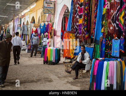 Marrakech, Maroc. Scène de marché. Banque D'Images