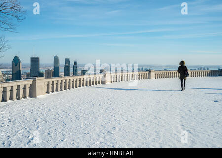 Montréal, CA - 10 Février 2017 : Skyline de Belvédère Kondiaronk Banque D'Images