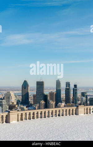 Montréal, CA - 10 Février 2017 : Skyline de Belvédère Kondiaronk Banque D'Images