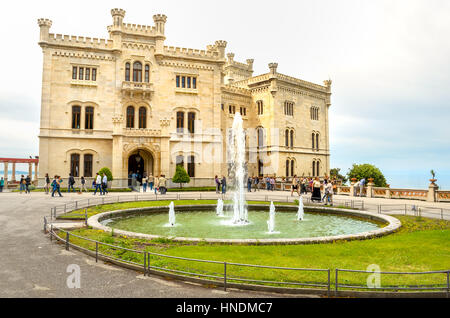 Castello di Miramare à Trieste - Friuli Venezia Giulia château italien Banque D'Images