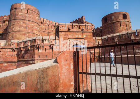 La porte principale du fort d'Agra, UNESCO World Heritage site, Agra, Inde Banque D'Images