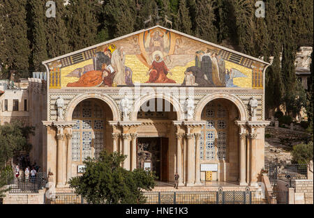 Eglise de toutes les nations a également appelé, agonie, basilique, dans le jardin de Gethsémani sur le Mont des Oliviers., Jérusalem, Israël. Banque D'Images