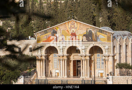 Eglise de toutes les nations a également appelé, agonie, basilique, dans le jardin de Gethsémani sur le Mont des Oliviers., Jérusalem, Israël. Banque D'Images