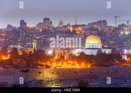 Vue sur Jérusalem depuis le mont des Olives, Jérusalem, Israël. Banque D'Images