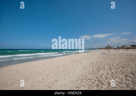 Vue tranquille de la plage, Sousse, Tunisie Banque D'Images