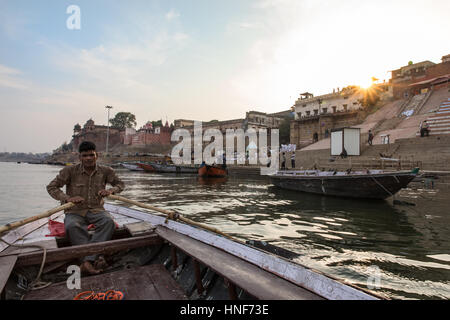 04/02/2017. Varanasi, Inde. Légende photo : Rob Pinney Banque D'Images