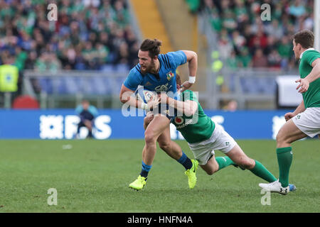 Rome, Italie.11 Février 2017.L'Italie's centre Michele Campagnaro casse un s'attaquer dans le match contre l'Irlande en RBS 6 Nations©Massimiliano Carnabuci/Alamy news Banque D'Images