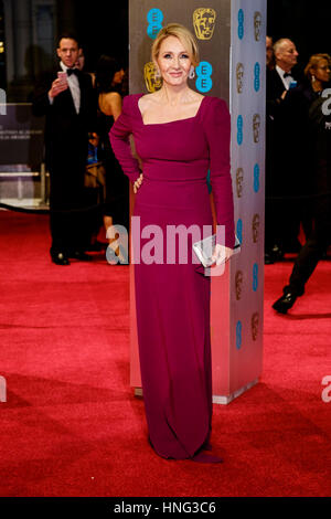 Londres, Royaume-Uni. 12 février 2017. J.K. Rowling arrive à l'EE British Academy Film Awards le 12/02/2017 au Royal Albert Hall, . Les personnes sur la photo : J.K. Rowling. Credit : Julie Edwards/Alamy Live News Banque D'Images