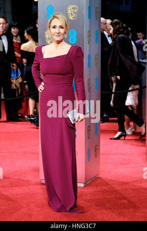 Londres, Royaume-Uni. 12 février 2017. J.K. Rowling arrive à l'EE British Academy Film Awards le 12/02/2017 au Royal Albert Hall, . Les personnes sur la photo : J.K. Rowling. Credit : Julie Edwards/Alamy Live News Banque D'Images