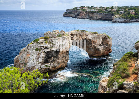 Es Pontas Arche naturelle, Cala Santanyi, Majorque Banque D'Images