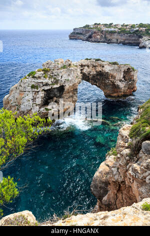 Es Pontas Arche naturelle, Cala Santanyi, Majorque Banque D'Images